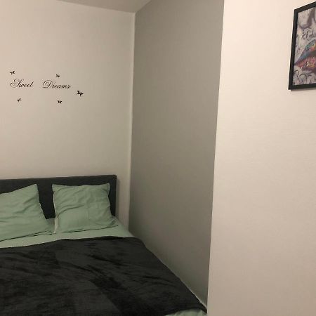 Appartement F3 Agreable Vichy Bagian luar foto