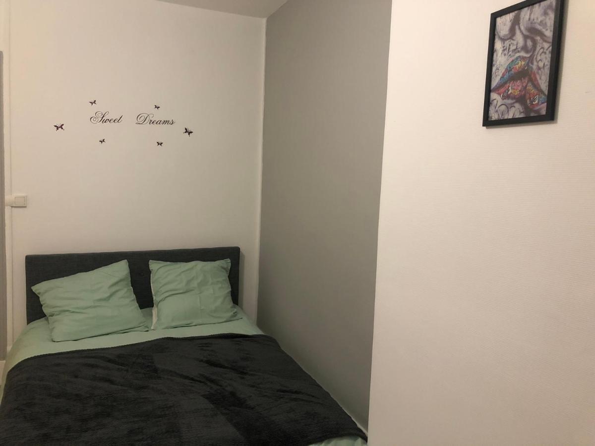 Appartement F3 Agreable Vichy Bagian luar foto